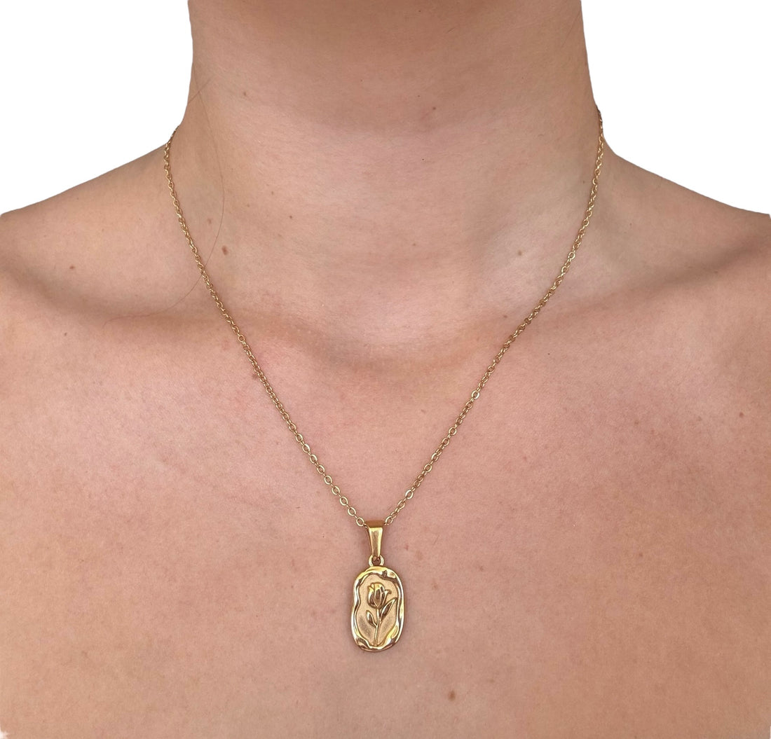 Collana Rosa Dorata dell’Incanto